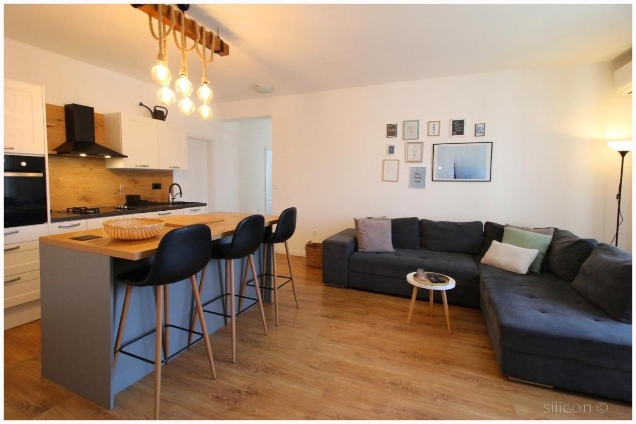 Apartman Silicon Primošten Exterior foto